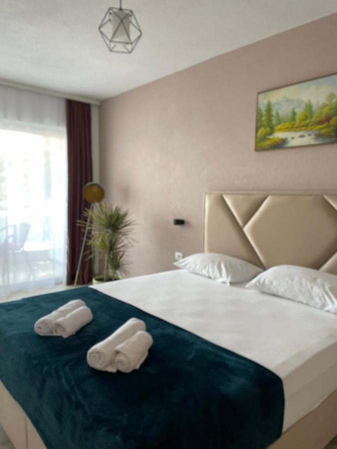 Riva Bed & Breakfast Ulcinj Bagian luar foto