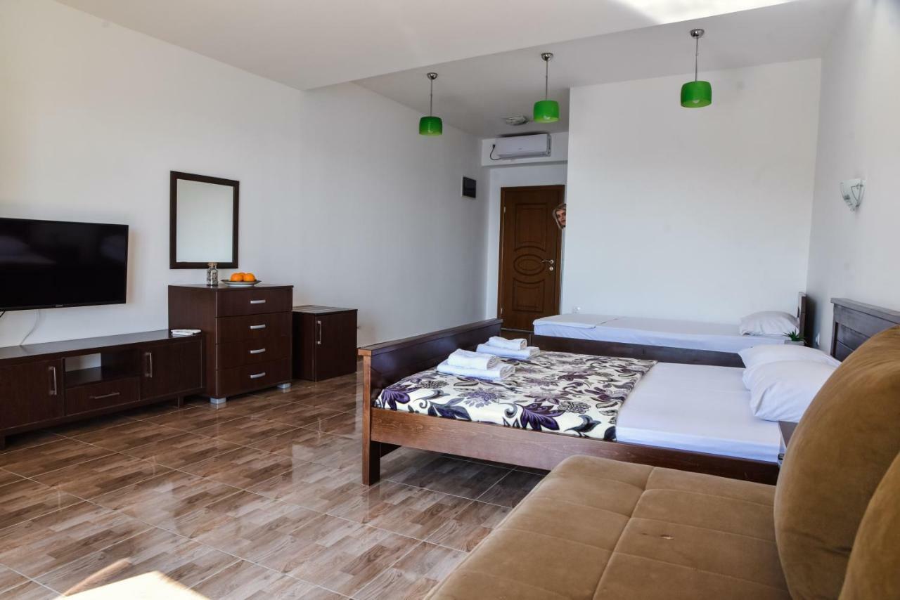 Riva Bed & Breakfast Ulcinj Bagian luar foto